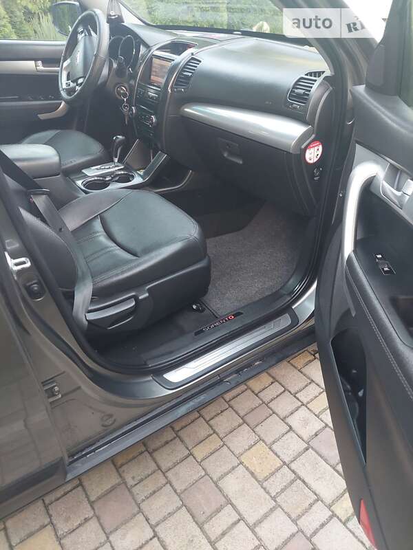 Позашляховик / Кросовер Kia Sorento 2011 в Львові