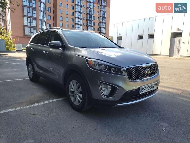 Позашляховик / Кросовер Kia Sorento 2016 в Кам'янець-Подільському