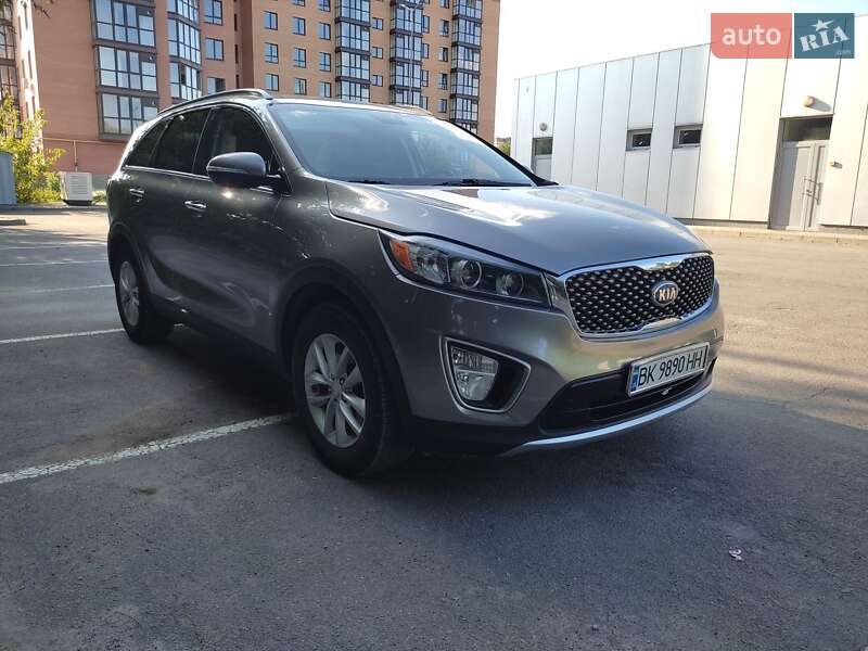 Позашляховик / Кросовер Kia Sorento 2016 в Кам'янець-Подільському
