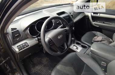 Внедорожник / Кроссовер Kia Sorento 2010 в 