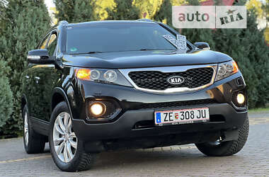 Внедорожник / Кроссовер Kia Sorento 2010 в 