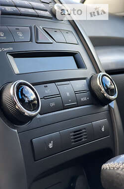 Внедорожник / Кроссовер Kia Sorento 2010 в 