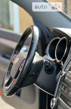 Внедорожник / Кроссовер Kia Sorento 2010 в 