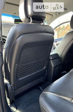 Внедорожник / Кроссовер Kia Sorento 2010 в 