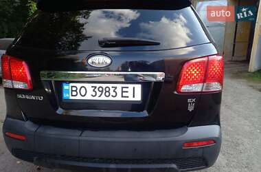 Внедорожник / Кроссовер Kia Sorento 2010 в 