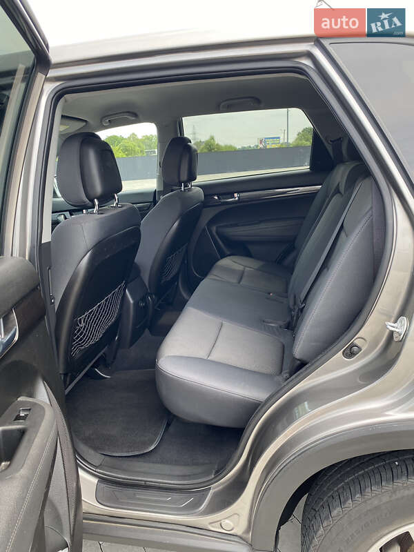 Внедорожник / Кроссовер Kia Sorento 2012 в Калуше фото 10 Внедорожник / Кроссовер Kia Sorento 2012 в Калуше