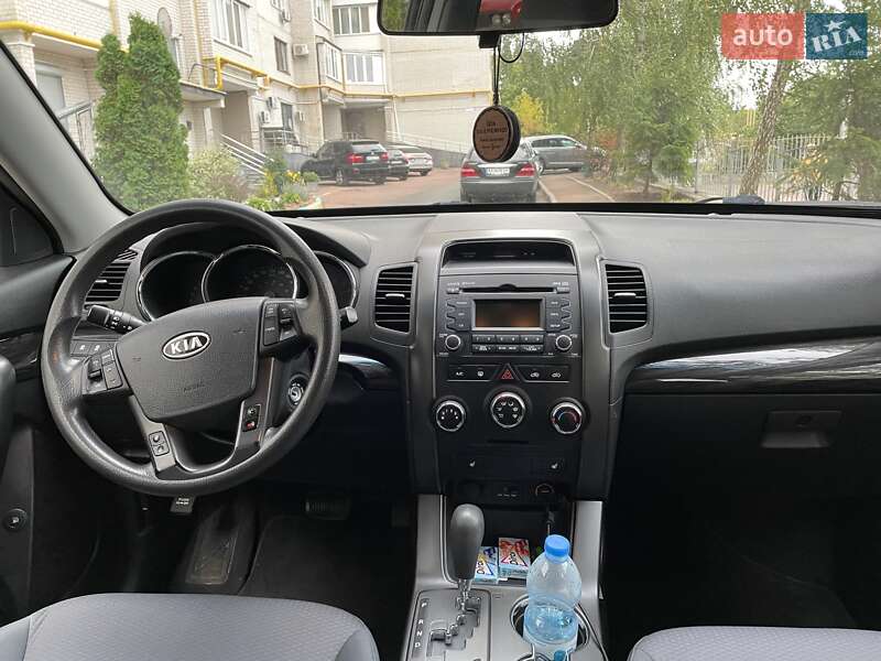 Позашляховик / Кросовер Kia Sorento 2012 в Житомирі