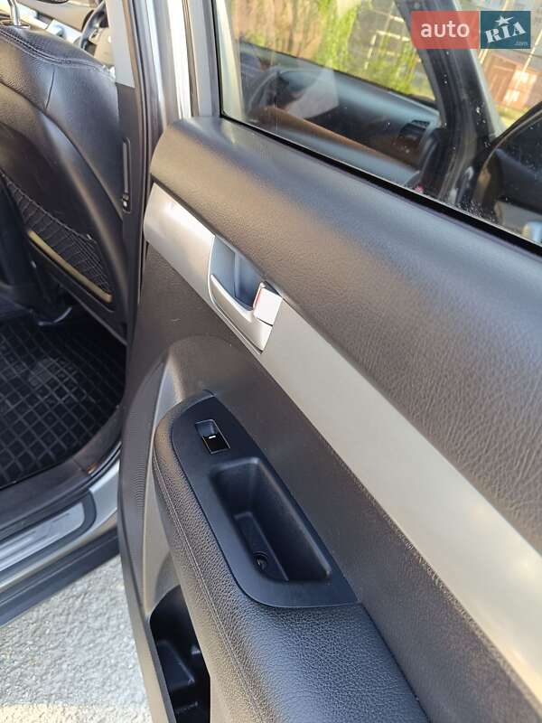 Внедорожник / Кроссовер Kia Sorento 2010 в Тернополе