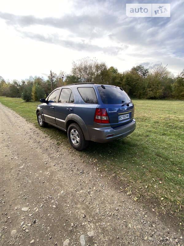 Внедорожник / Кроссовер Kia Sorento 2004 в Буске