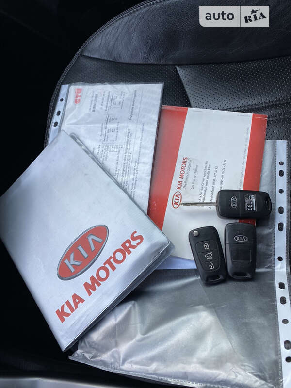 Внедорожник / Кроссовер Kia Sorento 2012 в Самборе