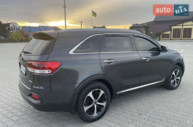 Внедорожник / Кроссовер Kia Sorento 2017 в 