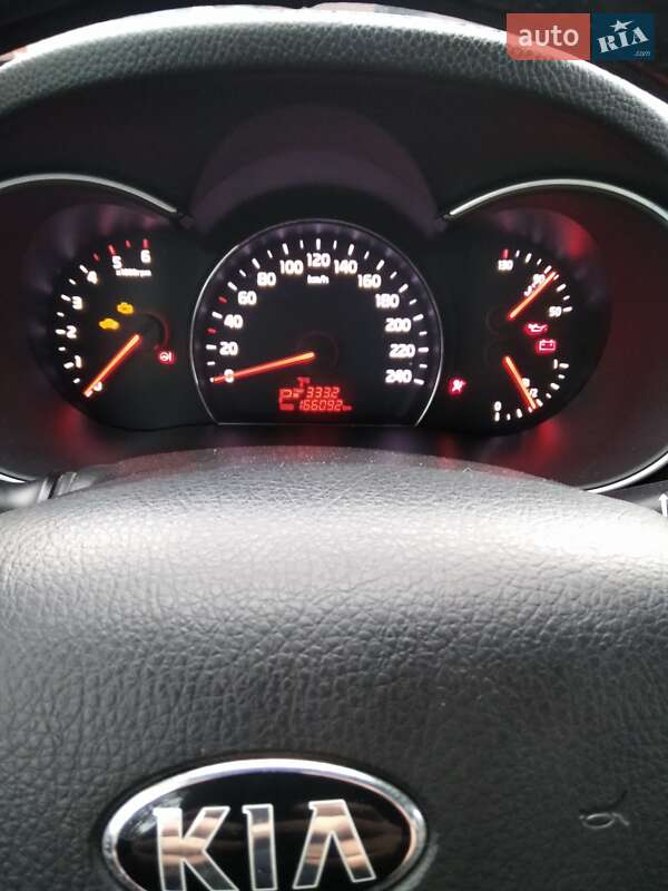 Позашляховик / Кросовер Kia Sorento 2013 в Харкові