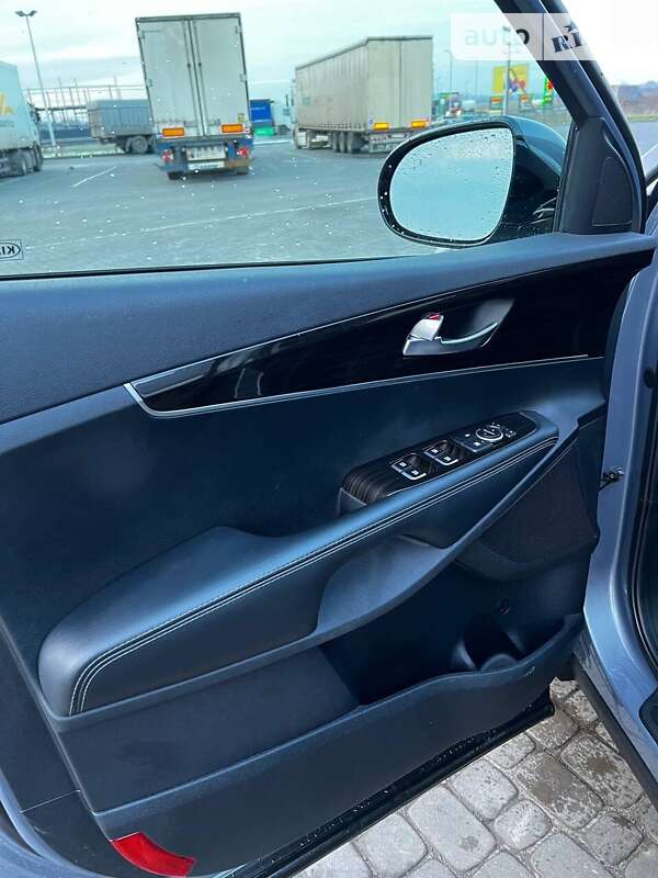 Позашляховик / Кросовер Kia Sorento 2020 в Дніпрі