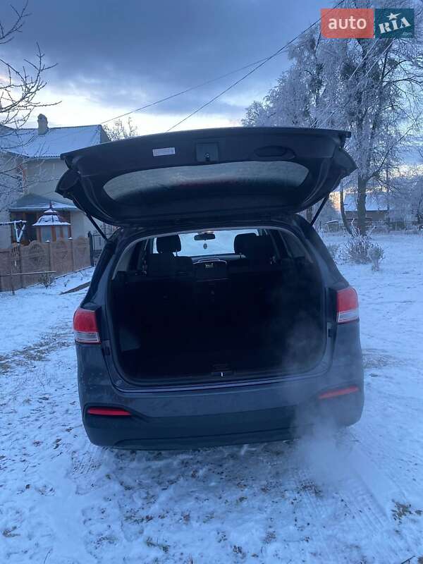 Позашляховик / Кросовер Kia Sorento 2016 в Чернівцях фото 9 Позашляховик / Кросовер Kia Sorento 2016 в Чернівцях