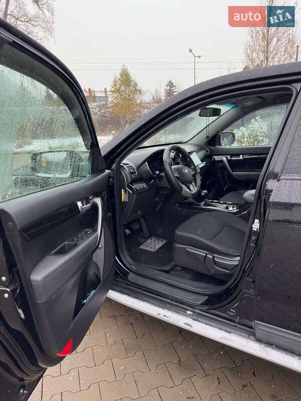 Позашляховик / Кросовер Kia Sorento 2014 в Львові
