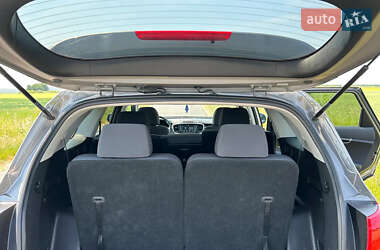 Внедорожник / Кроссовер Kia Sorento 2017 в 