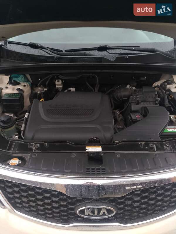 Внедорожник / Кроссовер Kia Sorento 2010 в Сарнах