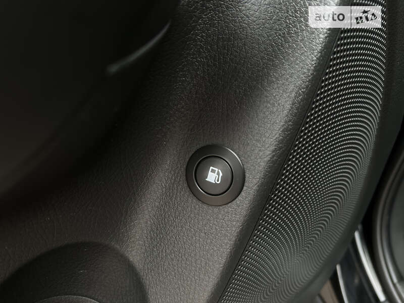Внедорожник / Кроссовер Kia Sorento 2012 в Трускавце