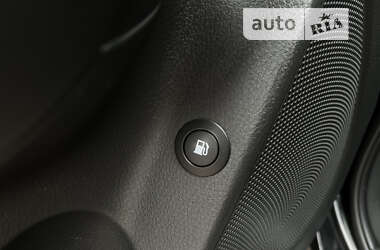 Позашляховик / Кросовер Kia Sorento 2012 в  фото 41 Позашляховик / Кросовер Kia Sorento 2012 в
