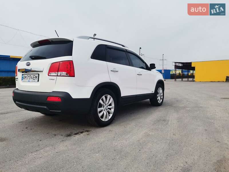 Внедорожник / Кроссовер Kia Sorento 2010 в Житомире