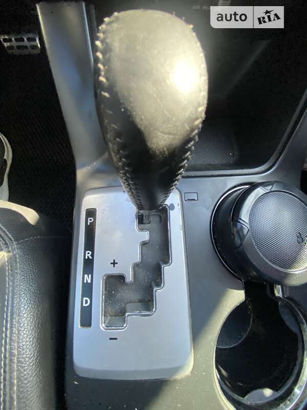 Позашляховик / Кросовер Kia Sorento 2011 в Мукачевому