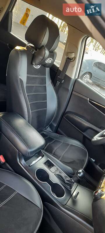 Позашляховик / Кросовер Kia Sorento 2015 в Бучі