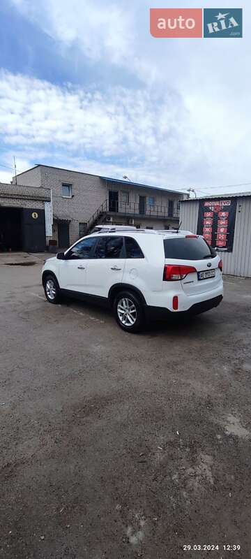 Позашляховик / Кросовер Kia Sorento 2014 в Дніпрі