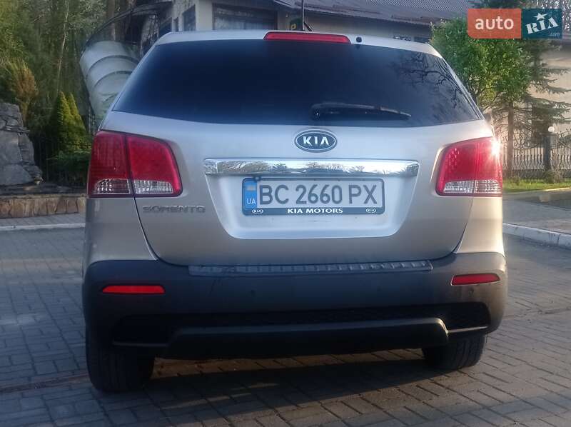 Внедорожник / Кроссовер Kia Sorento 2012 в Дрогобыче