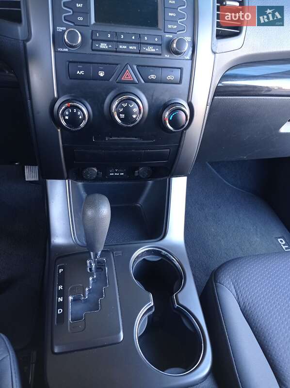 Внедорожник / Кроссовер Kia Sorento 2012 в Дрогобыче
