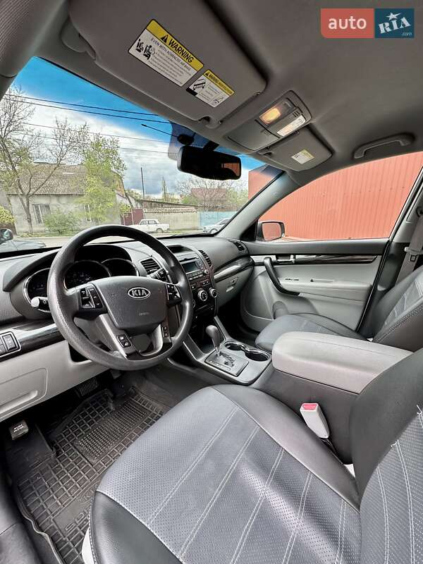 Внедорожник / Кроссовер Kia Sorento 2011 в Одессе