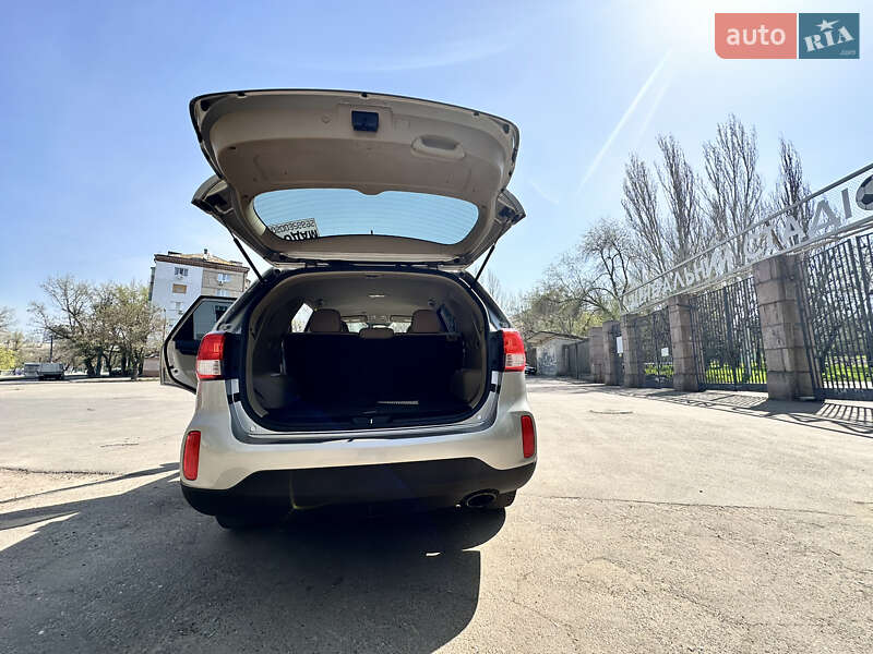 Внедорожник / Кроссовер Kia Sorento 2014 в Николаеве