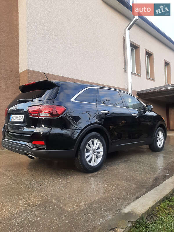 Позашляховик / Кросовер Kia Sorento 2019 в Хмельницькому