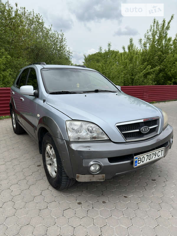 Внедорожник / Кроссовер Kia Sorento 2005 в Кременце