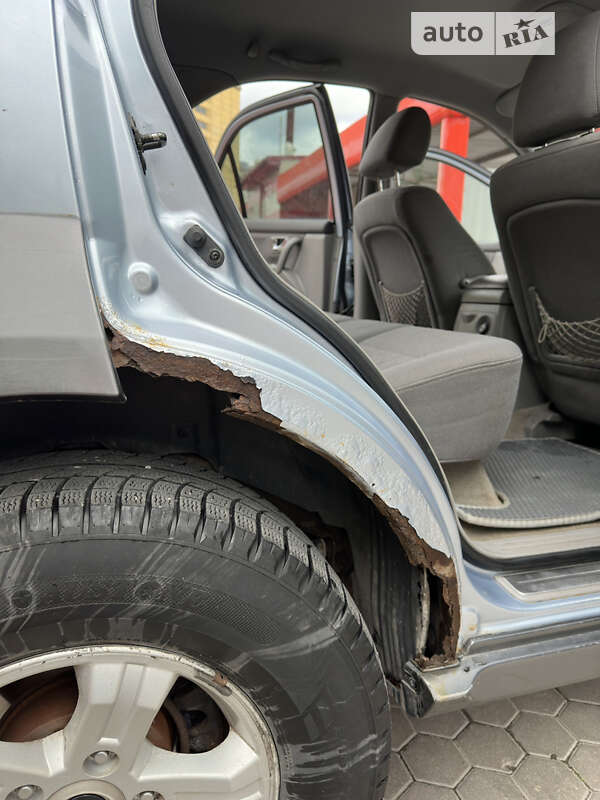 Внедорожник / Кроссовер Kia Sorento 2005 в Кременце