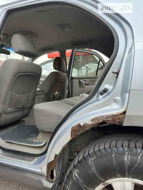 Внедорожник / Кроссовер Kia Sorento 2005 в Кременце