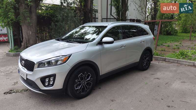 Внедорожник / Кроссовер Kia Sorento 2016 в Кривом Роге