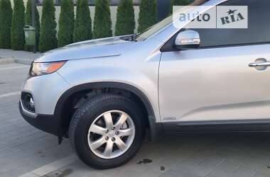 Внедорожник / Кроссовер Kia Sorento 2010 в Каменец-Подольском