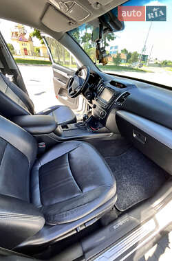 Внедорожник / Кроссовер Kia Sorento 2014 в 