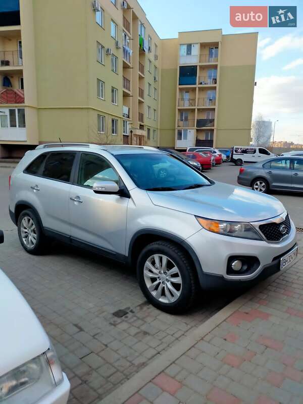 Внедорожник / Кроссовер Kia Sorento 2010 в Одессе