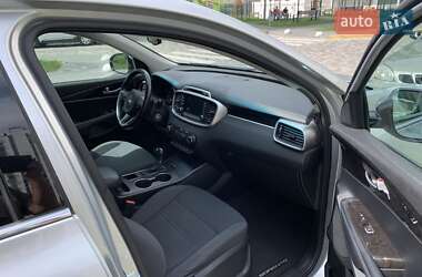 Внедорожник / Кроссовер Kia Sorento 2016 в 