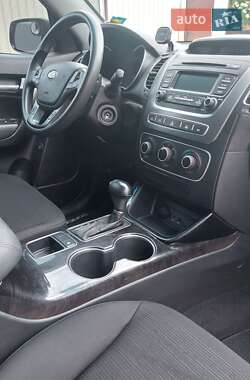Внедорожник / Кроссовер Kia Sorento 2013 в 