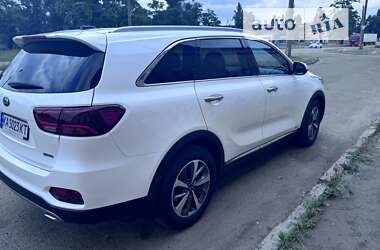 Позашляховик / Кросовер Kia Sorento 2017 в Києві