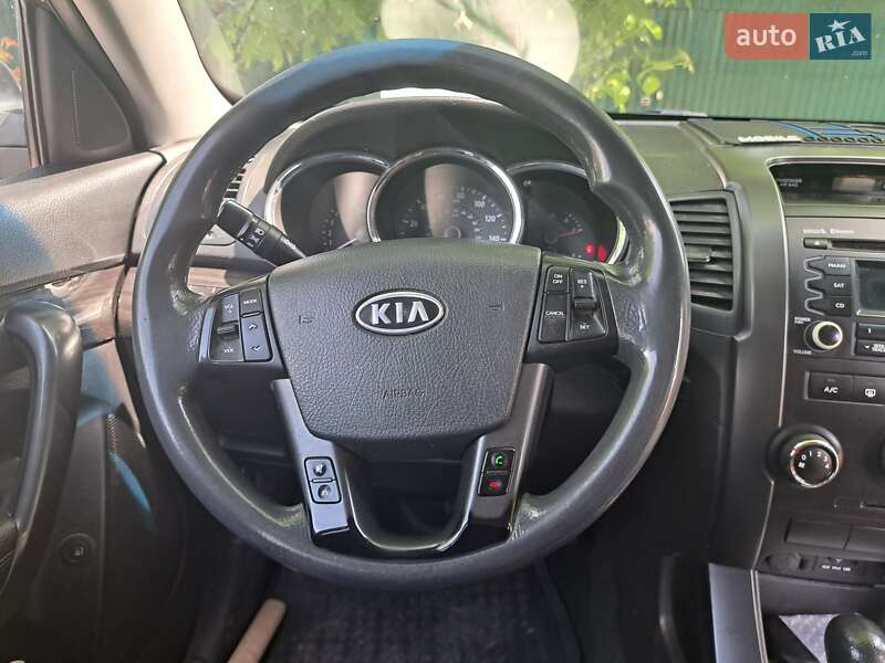 Внедорожник / Кроссовер Kia Sorento 2011 в Херсоне