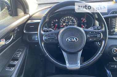 Позашляховик / Кросовер Kia Sorento 2015 в Луцьку