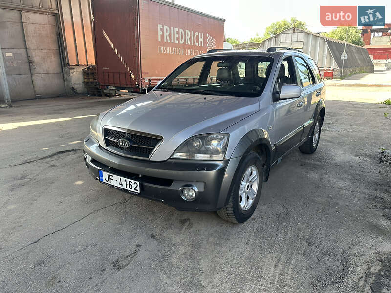 Внедорожник / Кроссовер Kia Sorento 2005 в Киеве