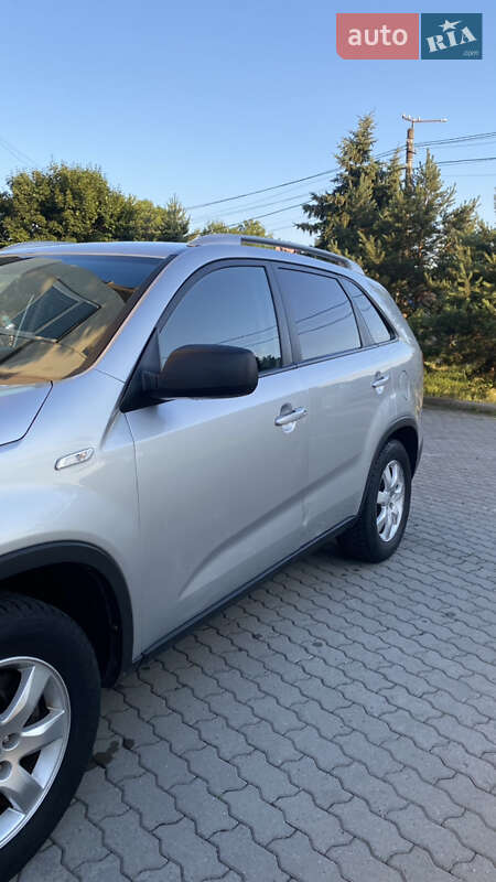 Внедорожник / Кроссовер Kia Sorento 2011 в Ивано-Франковске