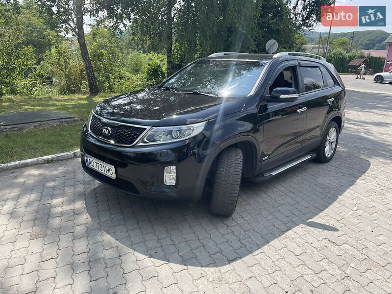 Внедорожник / Кроссовер Kia Sorento 2012 в Тячеве фото 7 Внедорожник / Кроссовер Kia Sorento 2012 в Тячеве