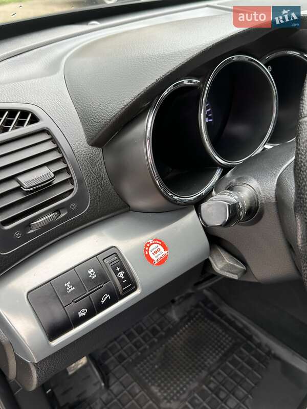 Внедорожник / Кроссовер Kia Sorento 2011 в Львове