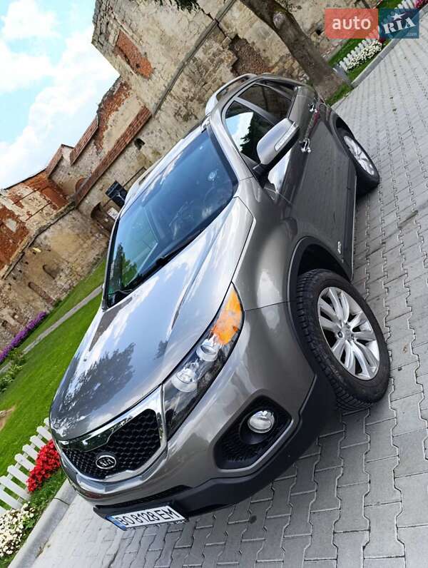 Внедорожник / Кроссовер Kia Sorento 2009 в Бережанах