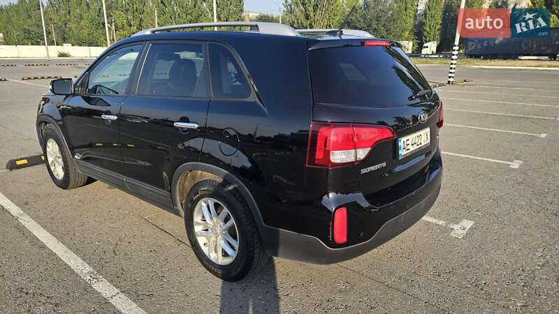 Позашляховик / Кросовер Kia Sorento 2013 в Дніпрі
